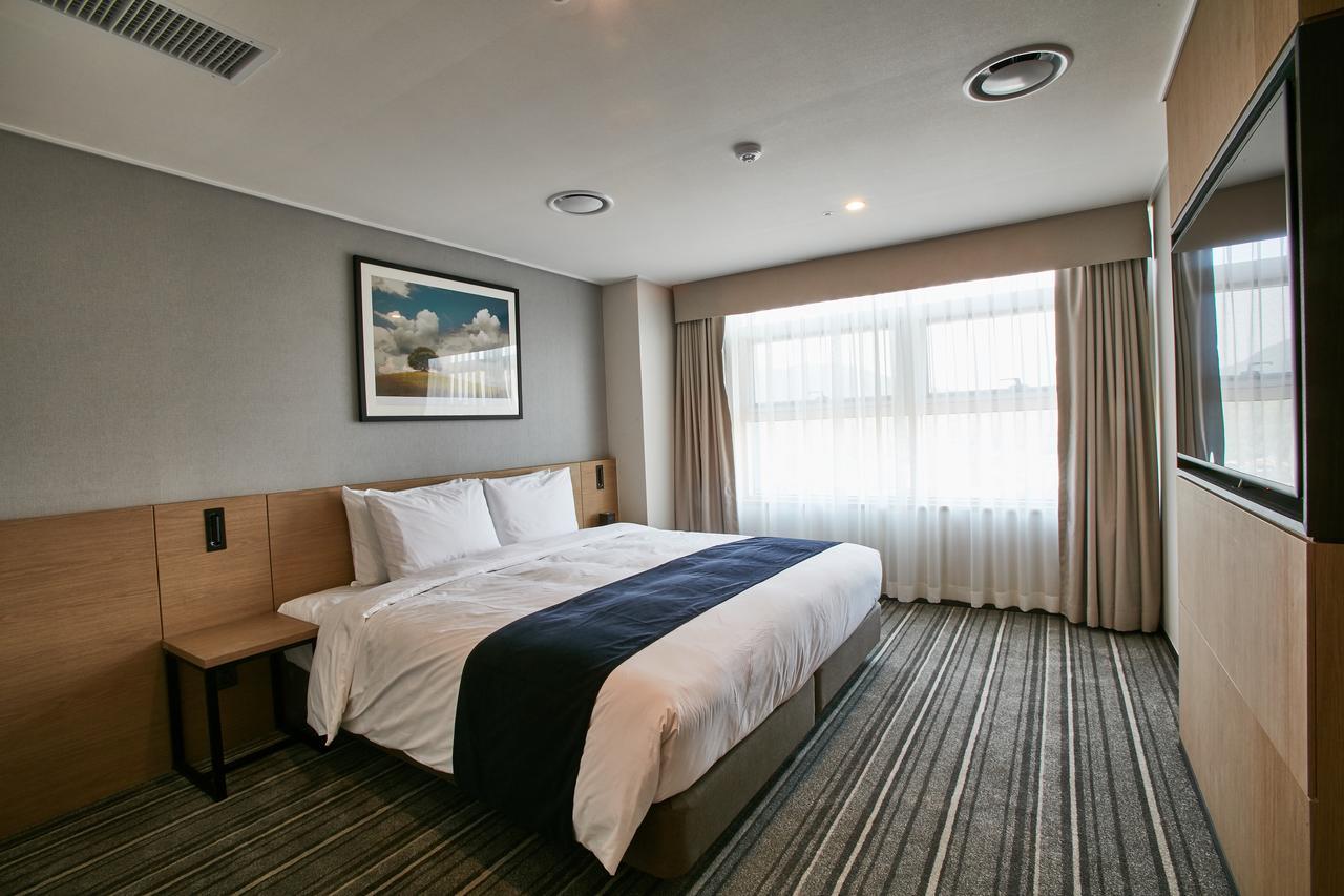 Island Castle Hotel & Waterpark Uijeongbu Exterior foto